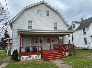 102 E Chapel St, Canastota, NY 13032