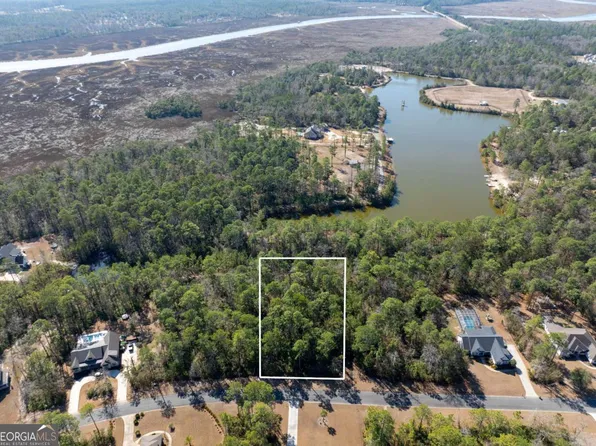 140 Bluebill Trl, Brunswick, GA 31523