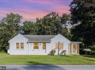 1228 Sagerville Rd, Bainbridge, PA 17502