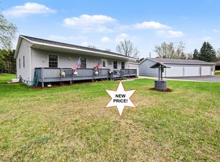 4935 W Deren Rd, Ludington, MI 49431