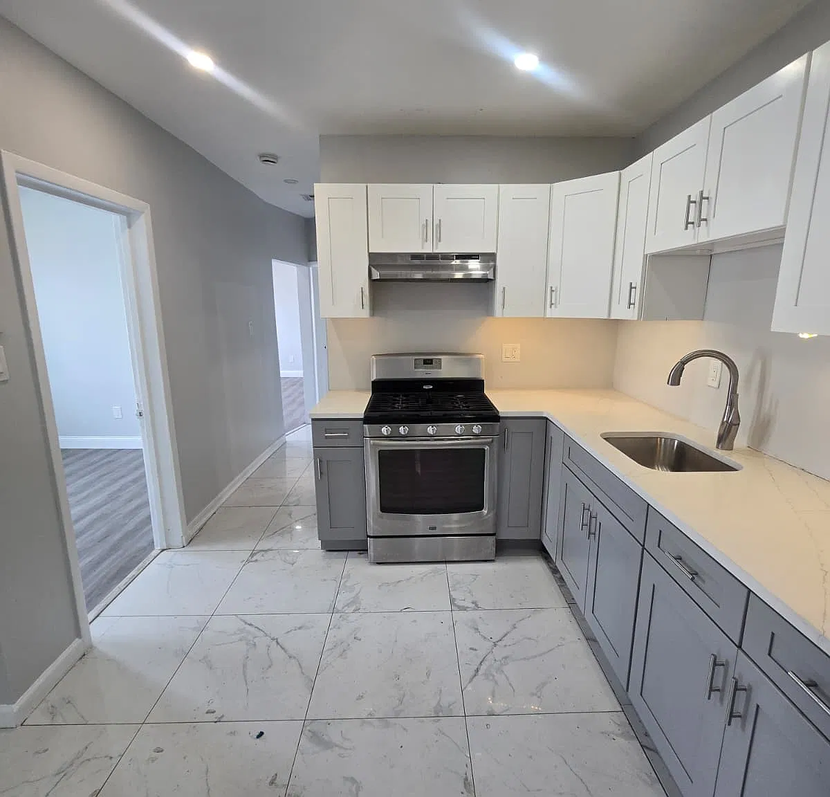 5 bed, $3,400 — Photo 2
