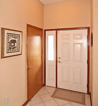 3rd image of 6338 N Meadow Cir
