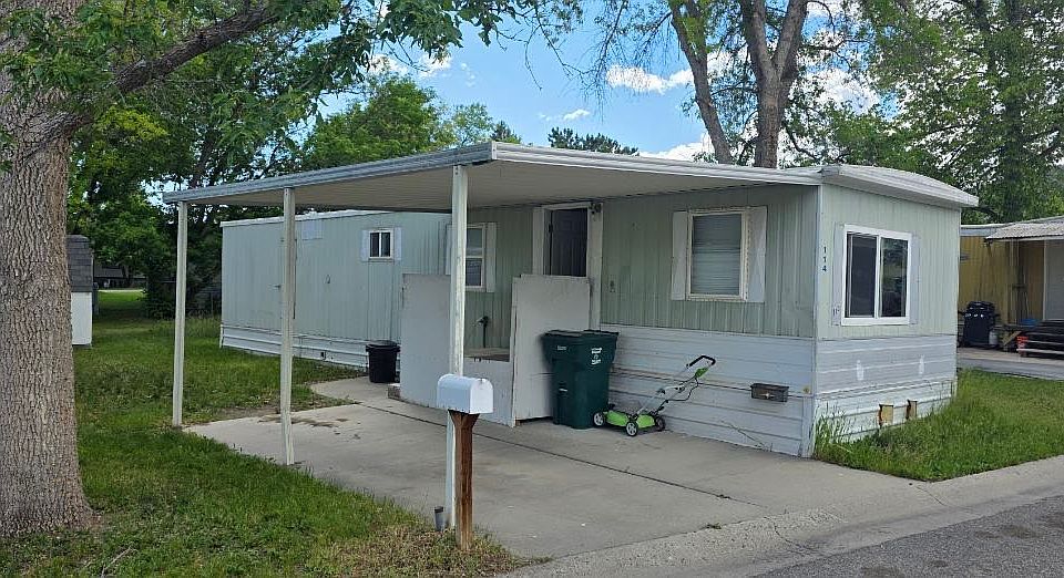 1st image of 1805 Joslyn St Trailer 114