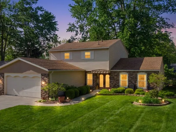 126 Wilshire Ct, Elyria, OH 44035