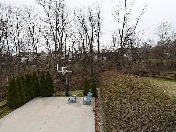 3rd image of 1515 Bottomwood Dr