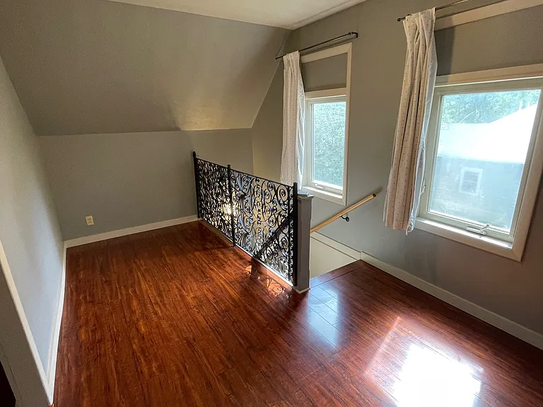 Bonus space upstairs before master bedroom.