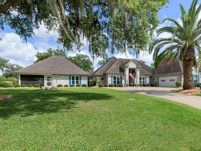 2118 Riverside Dr, West Columbia, TX, 77486