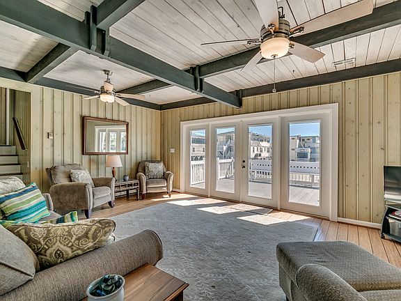 Beautiful Exposed Wood Beams