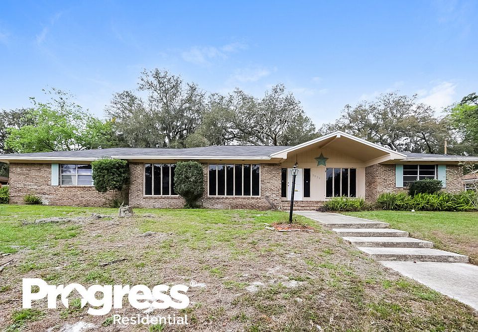 1st image of 3954 Kaden Dr E