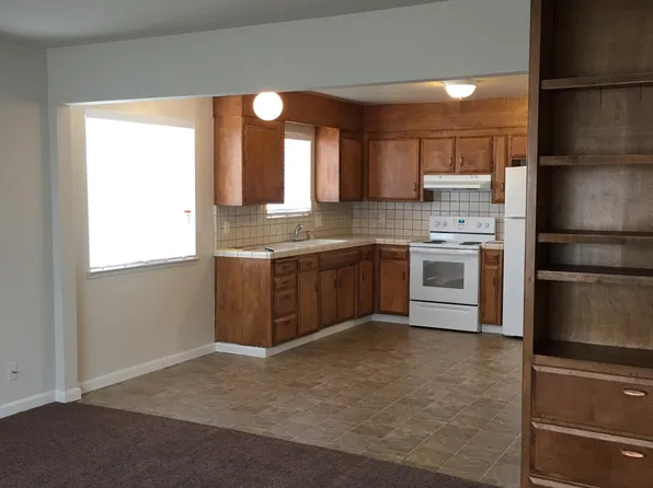 1400 Valerie Ln, Tracy, CA 95376
