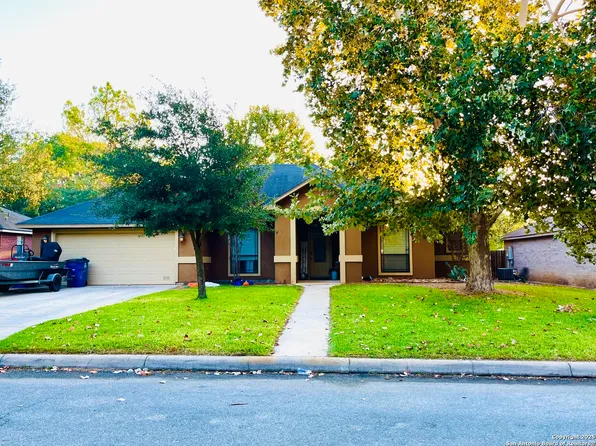 228 Bunker Hill, Pleasanton, TX 78064