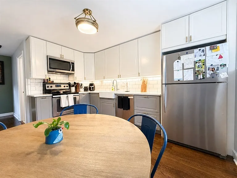 1185 Adams St #2 — Photo 9