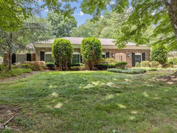 8317 NW Chadwick Dr, Knoxville, TN 37909