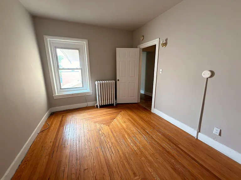 922 W Walnut St #2 — Photo 6