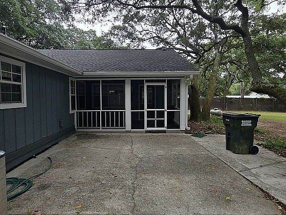 5th image of 9609 John Hall Ln