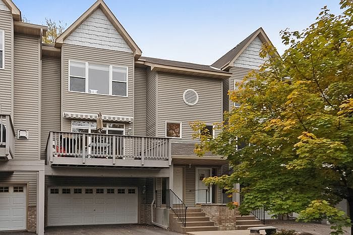 welcome to 9820 Cove