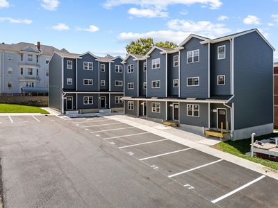 79 Hunter St, Fall River, MA, 02721