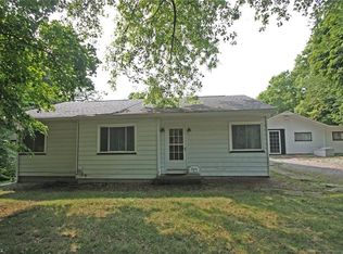 23 Maple, Kelleys Island, OH 43438