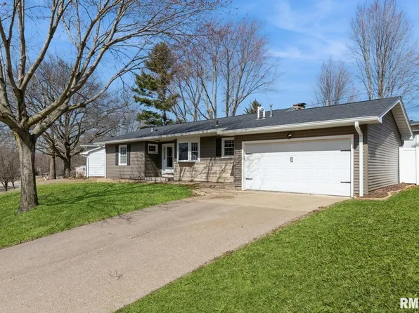 2514 E Pleasant St, Davenport, IA 52803