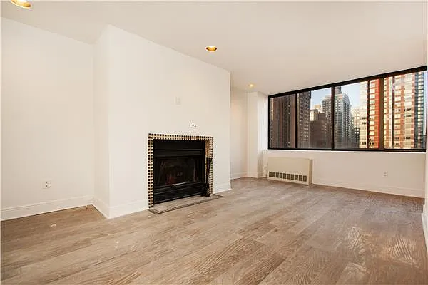 Sold by Evans Real Estate | media 12