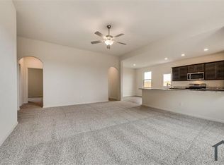 833 Serena Dr, Ferris, TX 75125