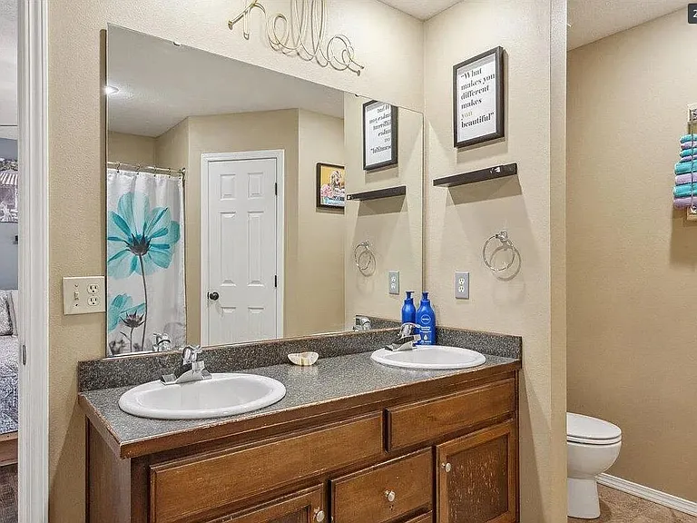 439 N Chandler Ave — Photo 38