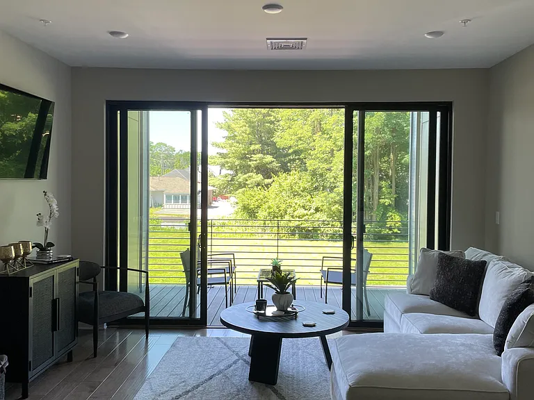 116 West Ave #203 — Photo 3