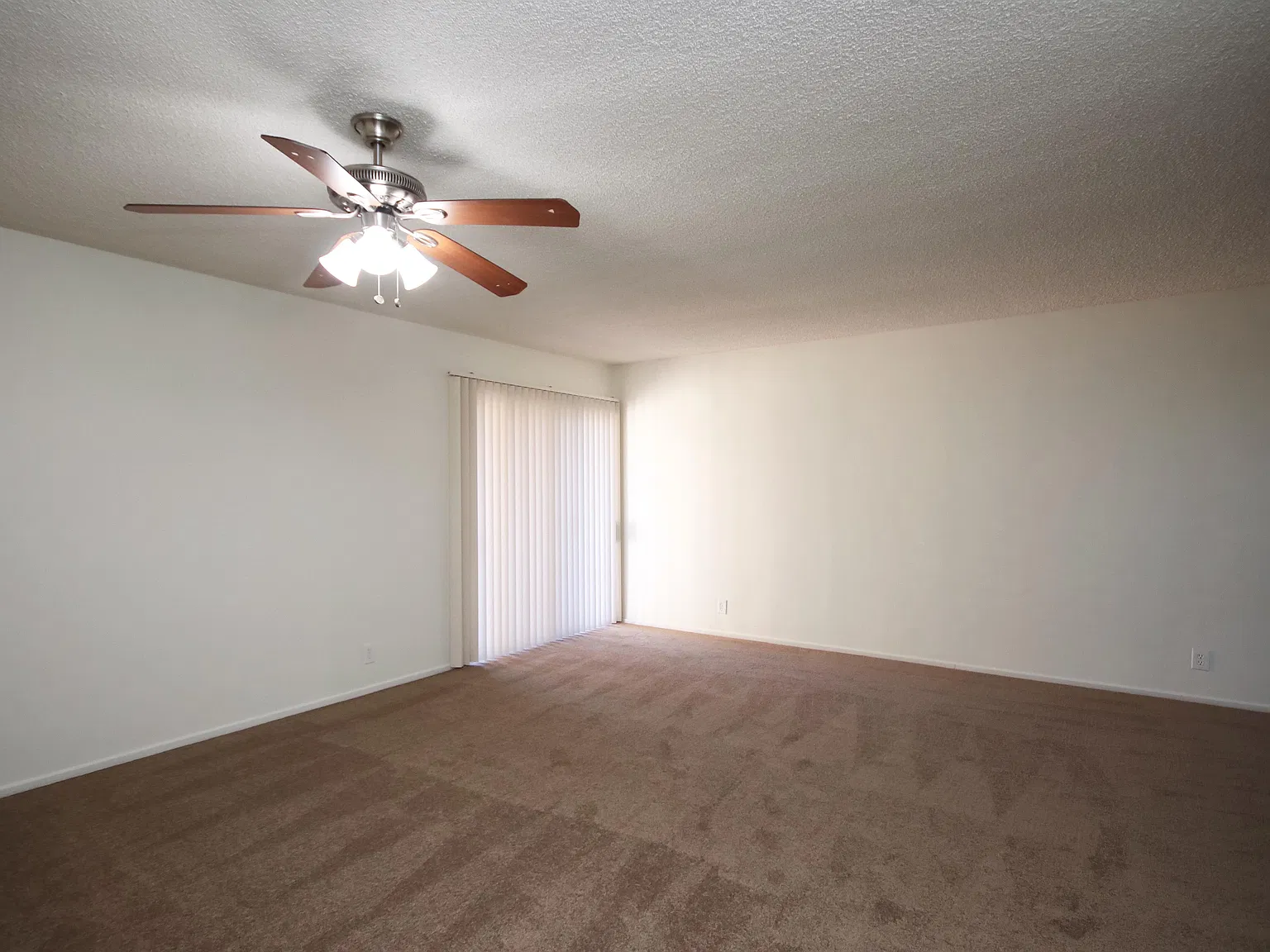 2 bed, $2,200 — Photo 4