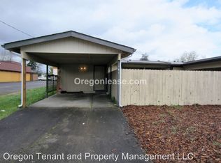 161 S 40th St, Springfield, OR 97478