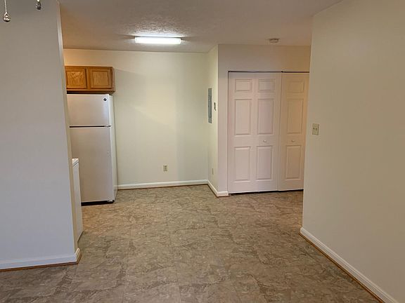 2nd image of 4625 Towne Square Ct APT 6