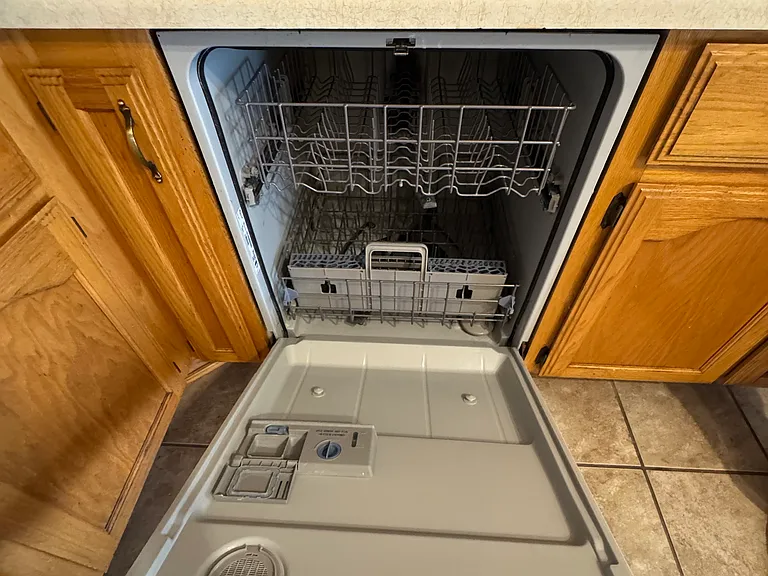 1029 SW Rossborough Ct #102 — Photo 33