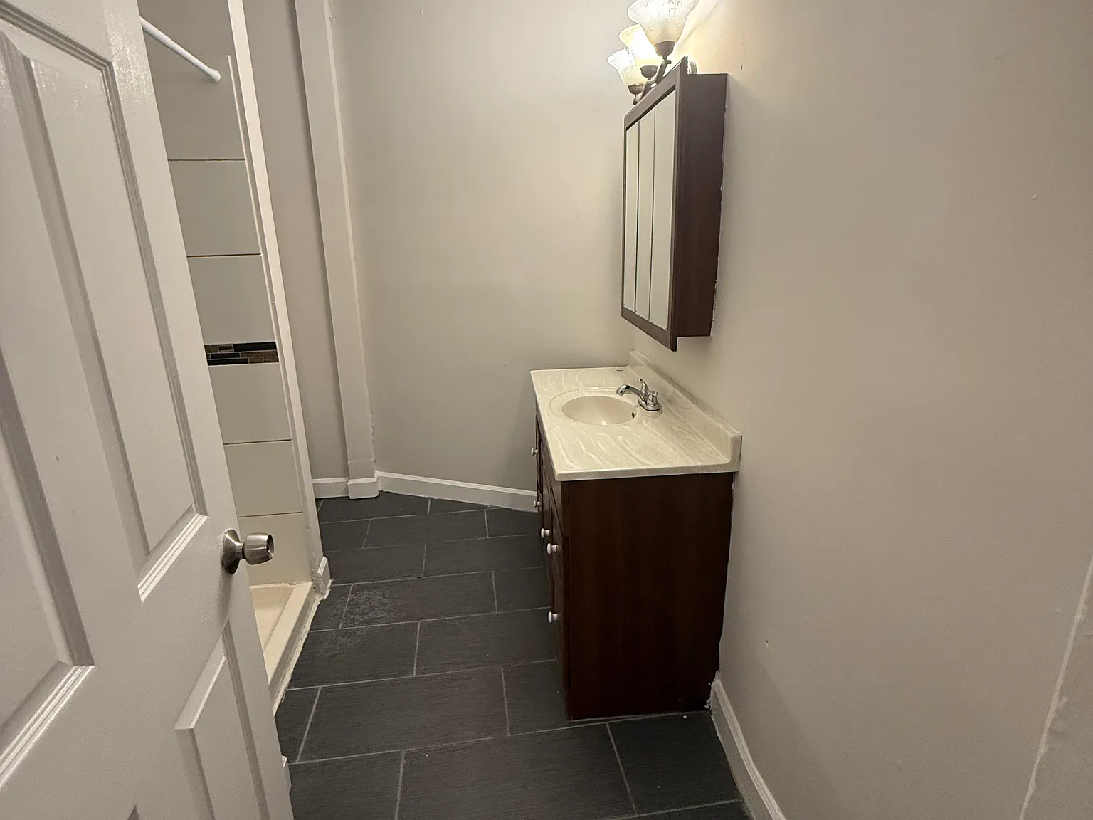 1 bed, 750 sqft, $1,425 — Photo 3