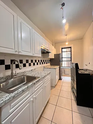 Rented by Queens Apartments Realty LLC | media 11