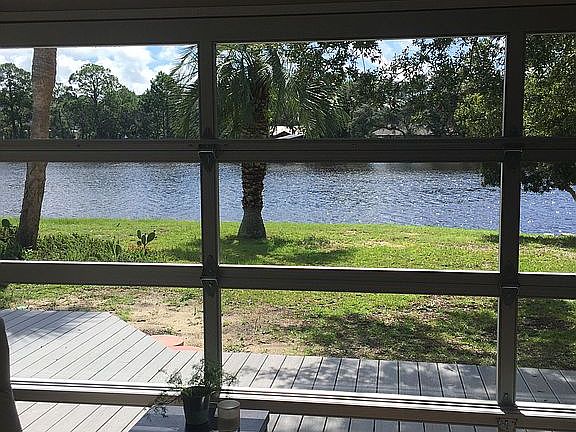 living Rm glass garage door