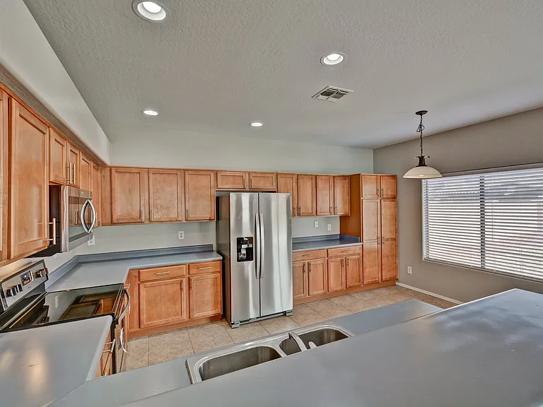 10115 W Parkway Dr — Photo 14