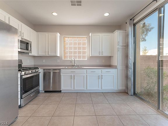 5th image of 6469 Raven Hall St