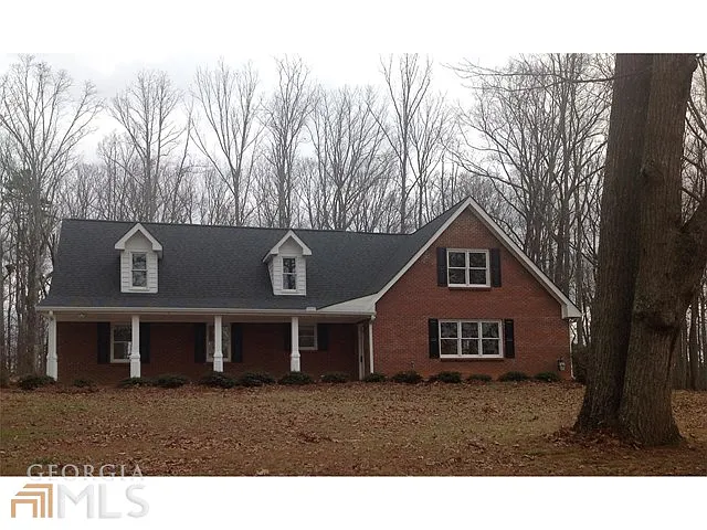 1211 Social Circle Pkwy photo 1