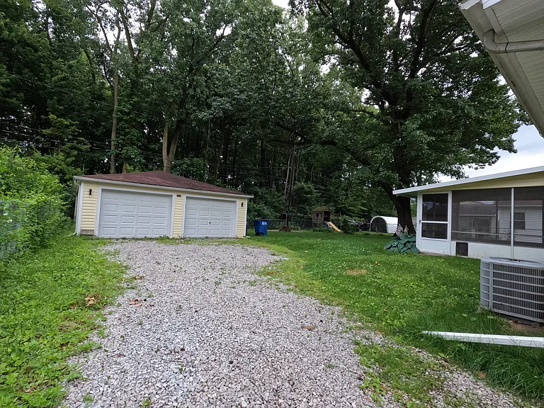 1818 Raynor Dr — Photo 7
