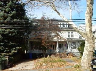 52 Sylvan St, Rutherford, NJ 07070