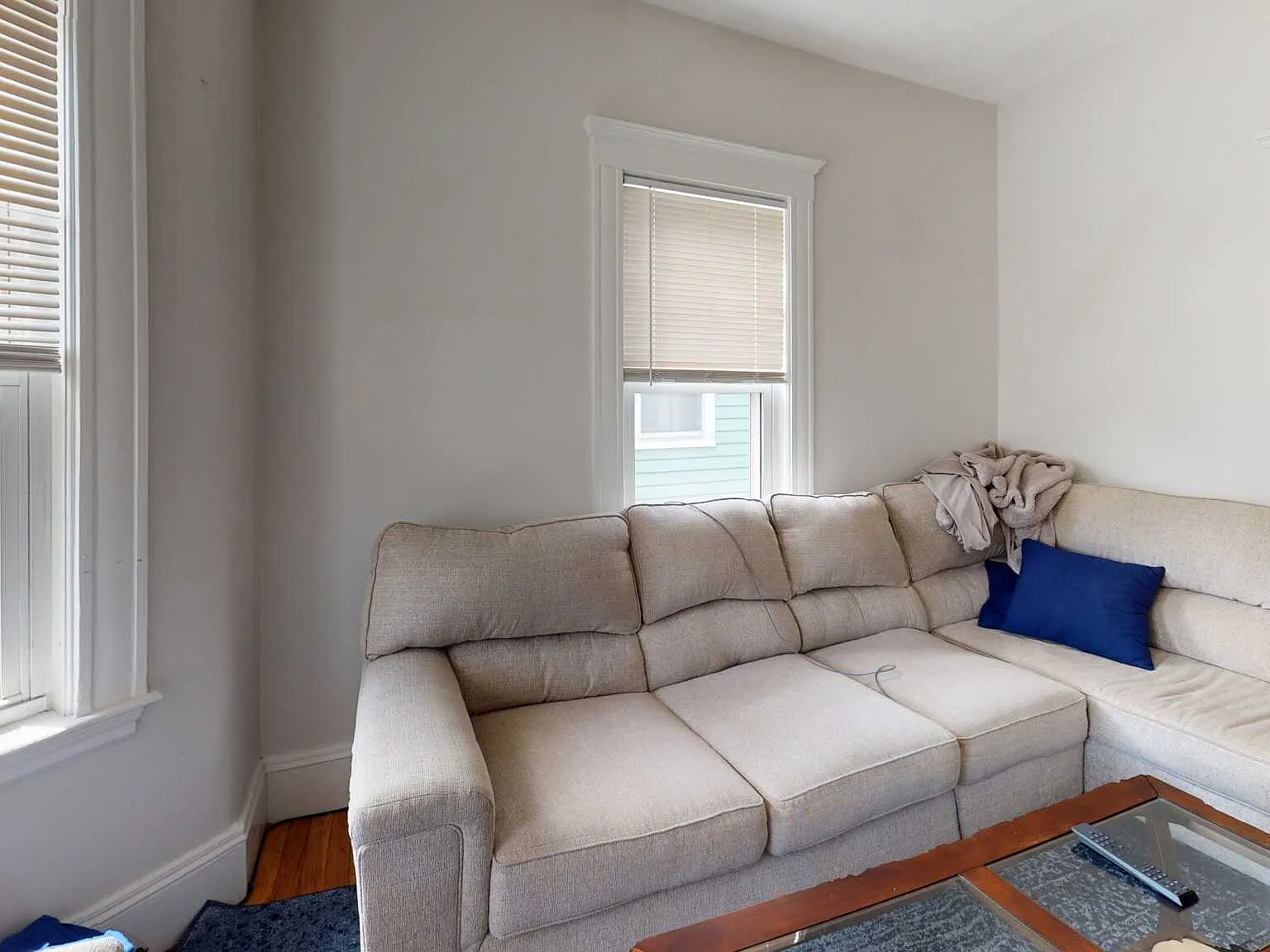 3 bed, $3,300 — Photo 4