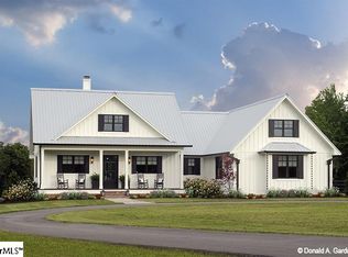 1413 Crestview Rd, Easley, SC 29642