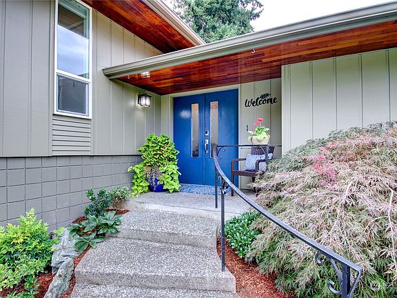 2nd image of 16477 Country Club Drive