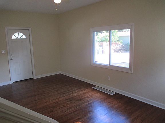 3rd image of 1321 Buhrer Ave #1