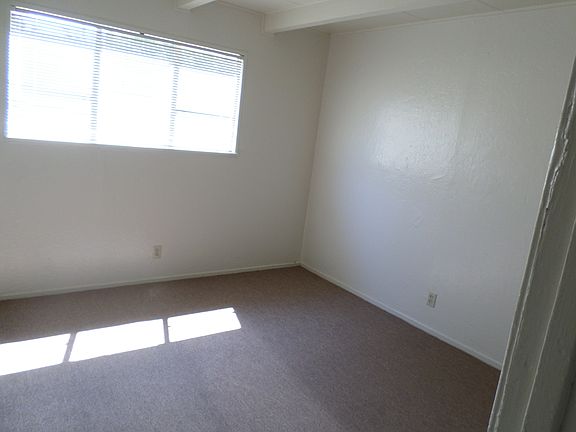 3rd image of 6372 Noel Ave