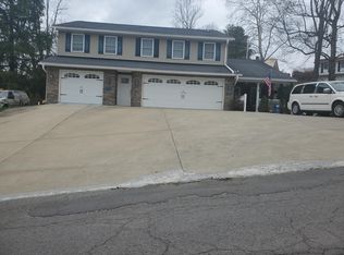 1347 Headlee Ave #200, Morgantown, WV 26505