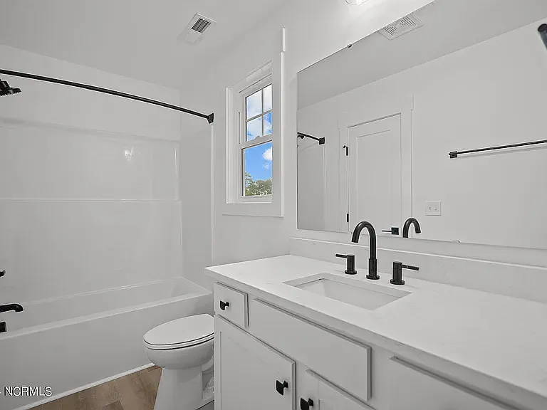3206 Belmont Cir — Photo 25