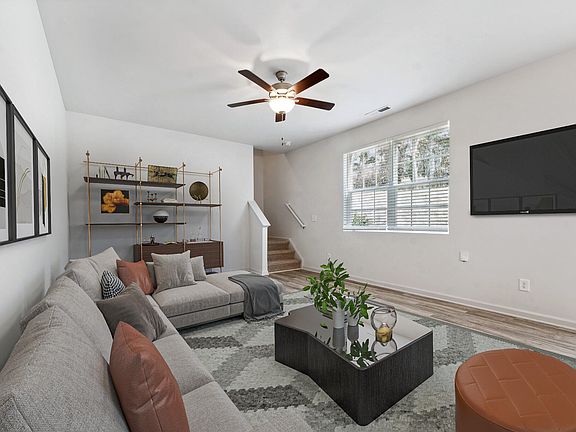 3rd image of 3401 Slippery Elm Dr