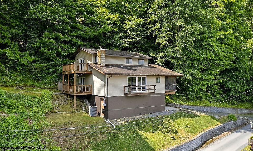 1st image of 228 Rockley Rd