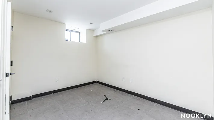 Rented by Nooklyn NYC LLC | media 16