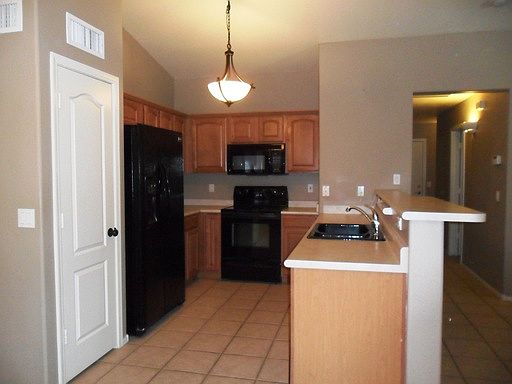 4th image of 1731 E San Xavier Dr